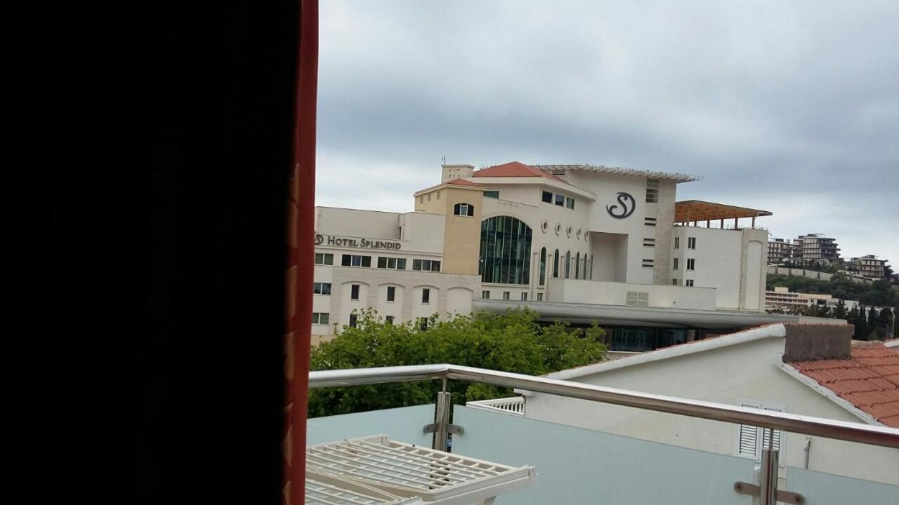 Apartmani Becici Δωμάτιο φωτογραφία