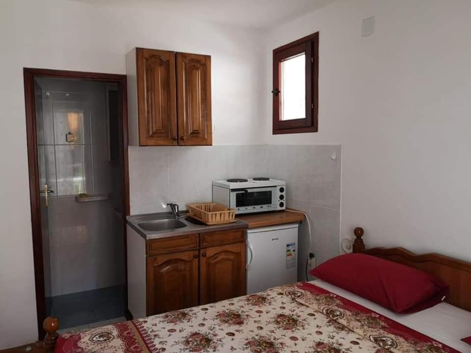 Apartmani Becici Δωμάτιο φωτογραφία