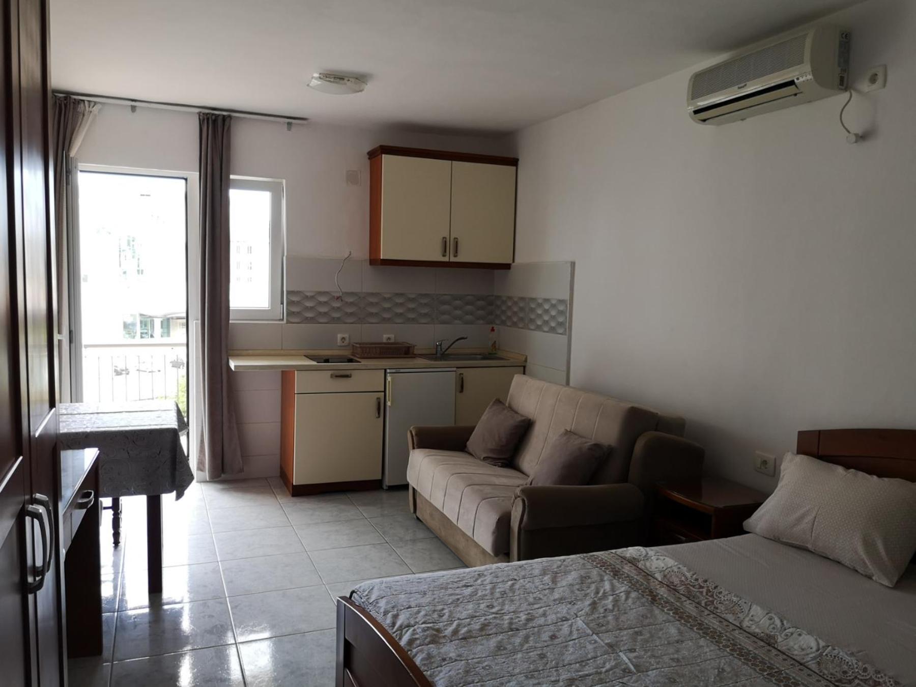 Apartmani Becici Δωμάτιο φωτογραφία