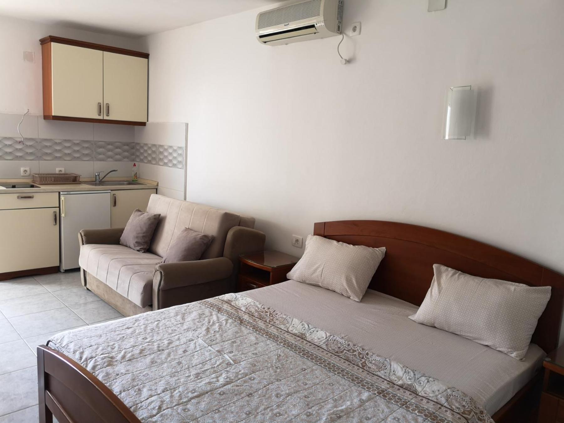 Apartmani Becici Δωμάτιο φωτογραφία