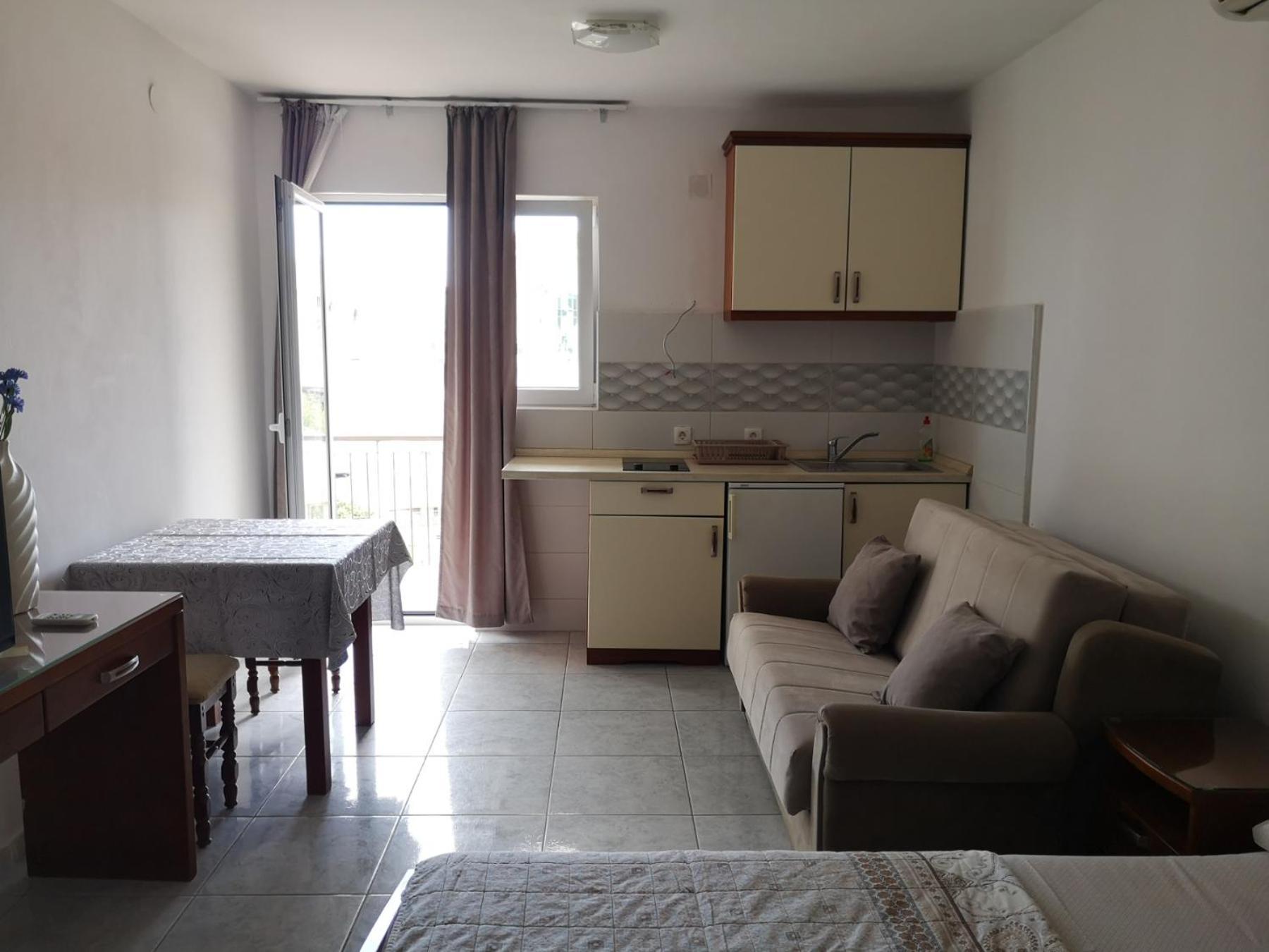 Apartmani Becici Δωμάτιο φωτογραφία