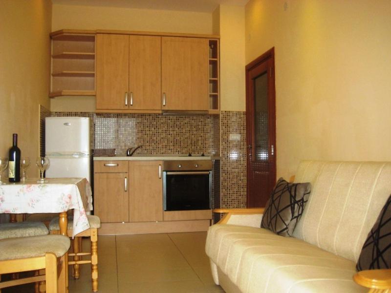 Apartmani Becici Δωμάτιο φωτογραφία