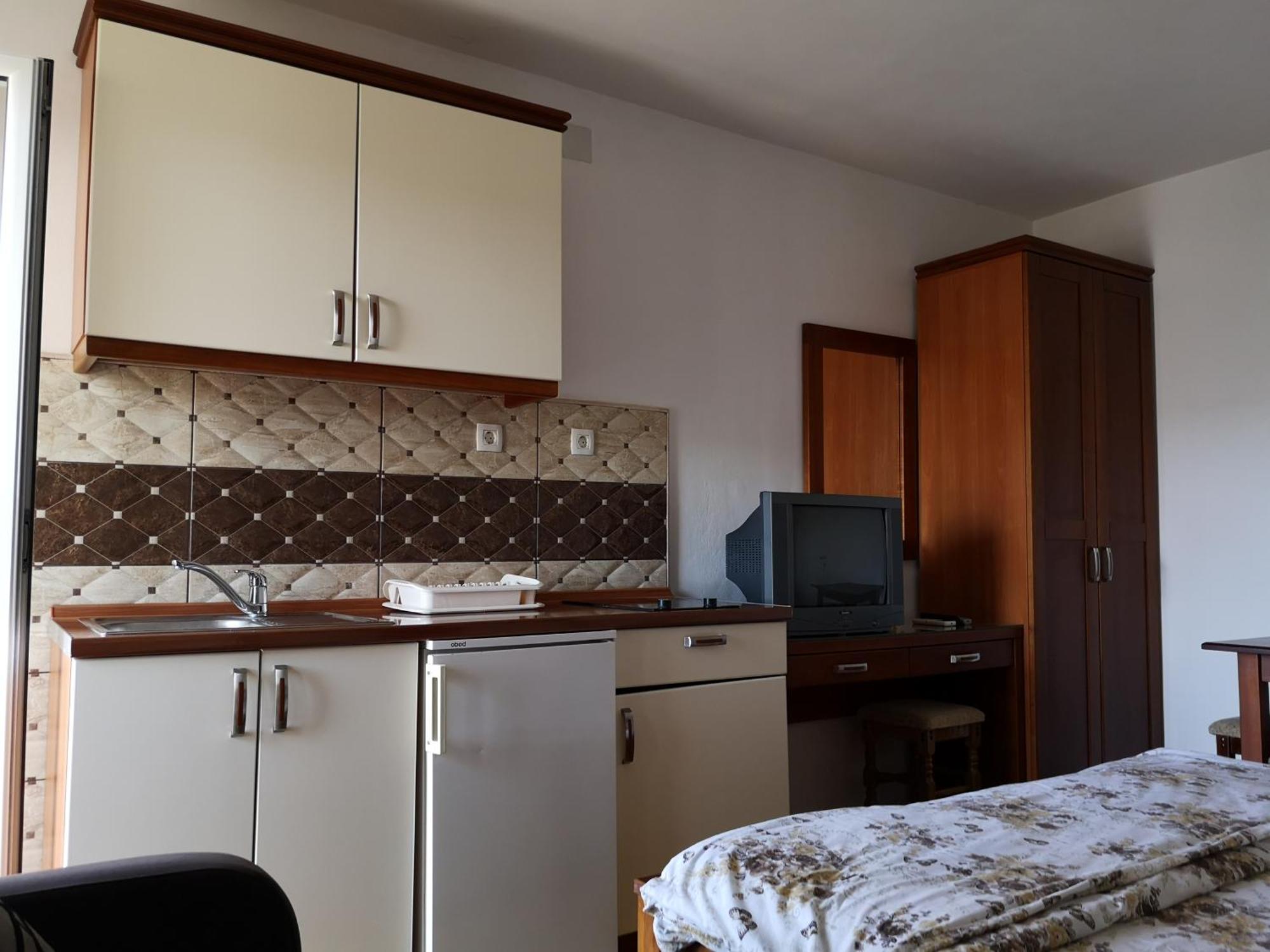 Apartmani Becici Δωμάτιο φωτογραφία